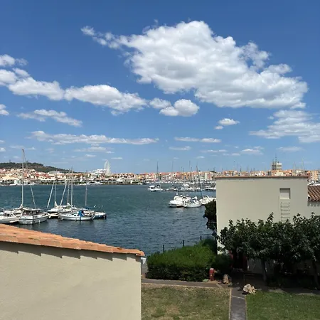 L Elegance Vue Parking Prive * Agde