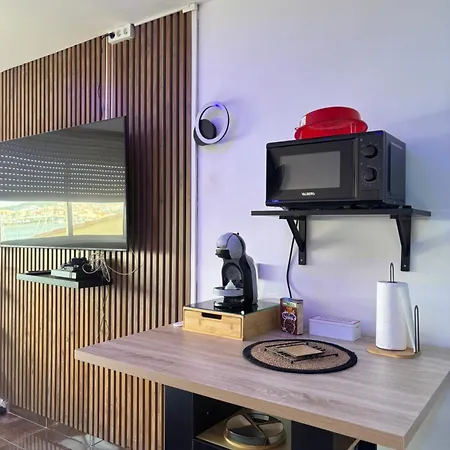 L Elegance Vue Parking Prive *