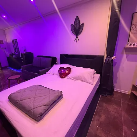 L Elegance Vue Parking Prive Апартаменти