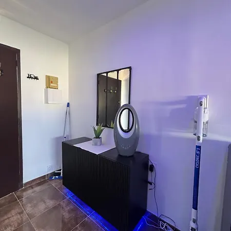 L Elegance Vue Parking Prive
