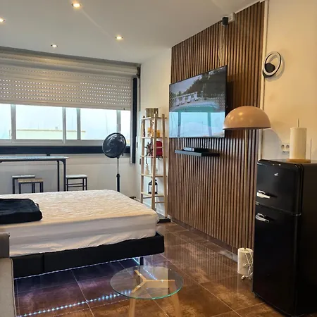 L Elegance Vue Parking Prive * Агд